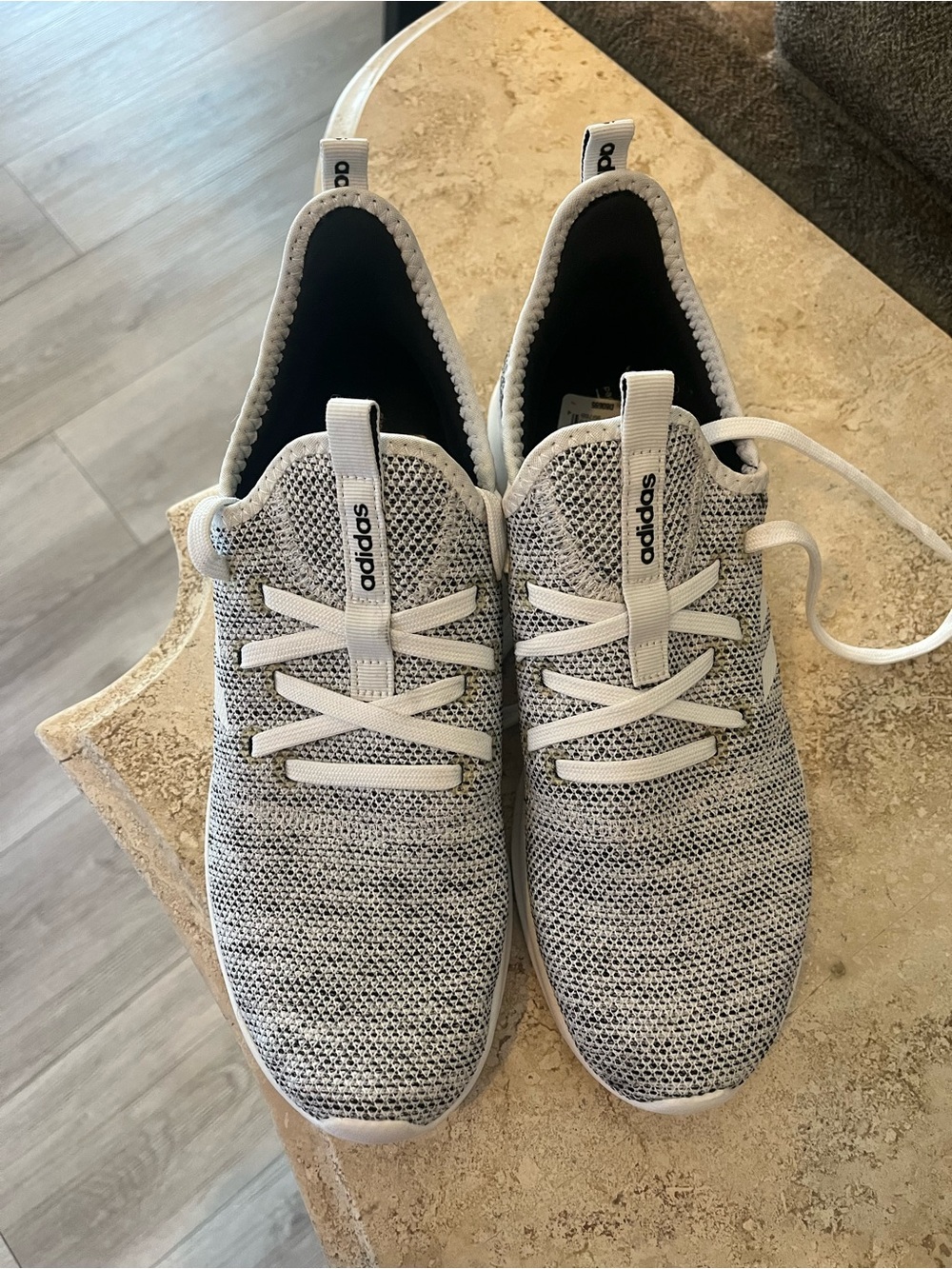 New Women’s Adidas Shoes Size 9